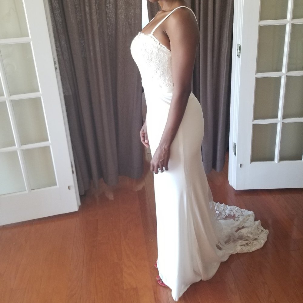 Brand New Elegant Cocomelody Dress